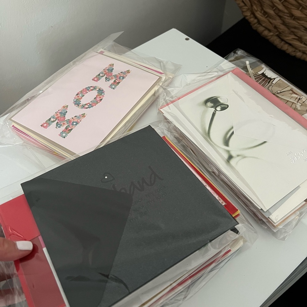 Assorted Greeting Cards - Picture 4 of 4